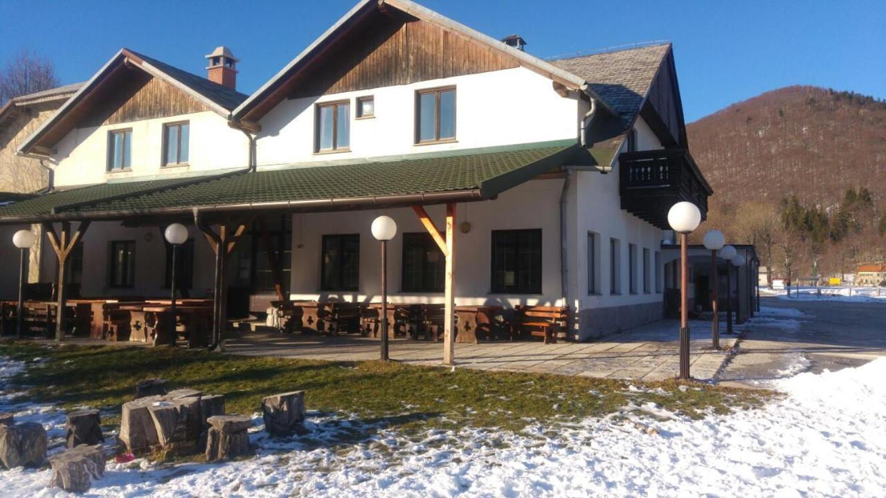 Gostilna Lokve住宿加早餐旅馆 外观 照片